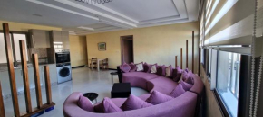 belle appartement avec terrasse prive vue sur ville